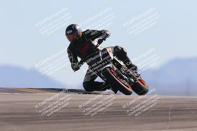 media/Nov-06-2023-Moto Forza (Mon) [[ce023d0744]]/2-Advanced Group/Session 4 (Turn 9)/